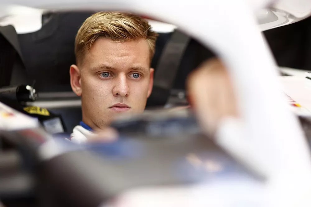 Mick Schumacher, Haas VF-21
