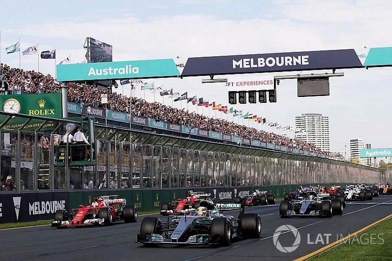 Lewis Hamilton, Mercedes AMG F1 W08 líder al inicio