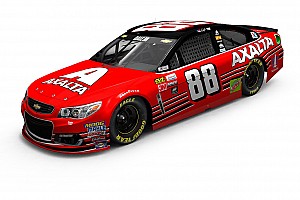 Presentan colores del auto con que se retira Dale Earnhardt