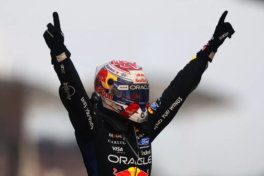 F1 Bahrain GP in Malaysia: Max Verstappen wins in chaos as George ...