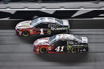 Kurt Busch e Monster Energy deixam Stewart-Haas Racing
