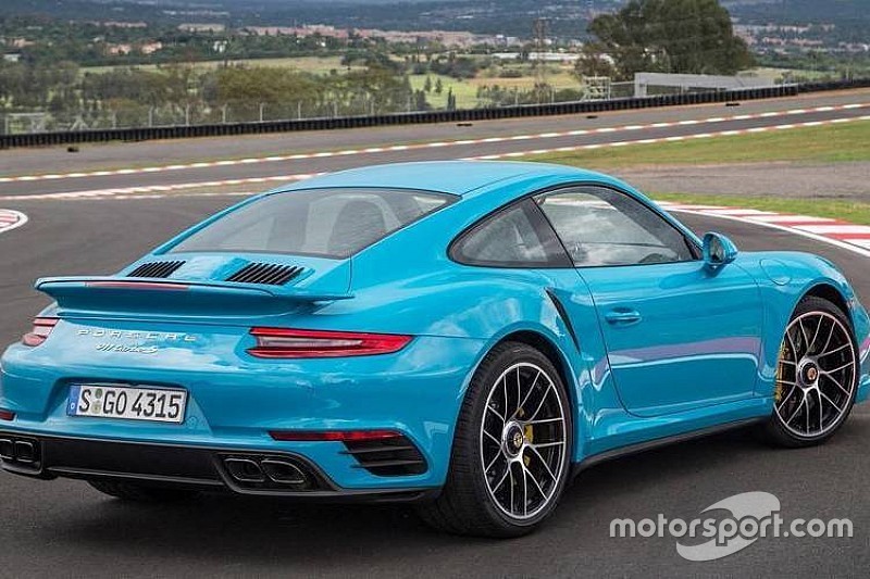 Qué coche comprar si te toca la Lotería de Navidad