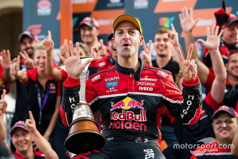 2017 Champion Jamie Whincup, Triple Eight Race Engineering Holden