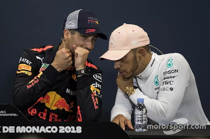 Daniel Ricciardo, Red Bull Racing and Lewis Hamilton, Mercedes-AMG F1 in the Press Conference