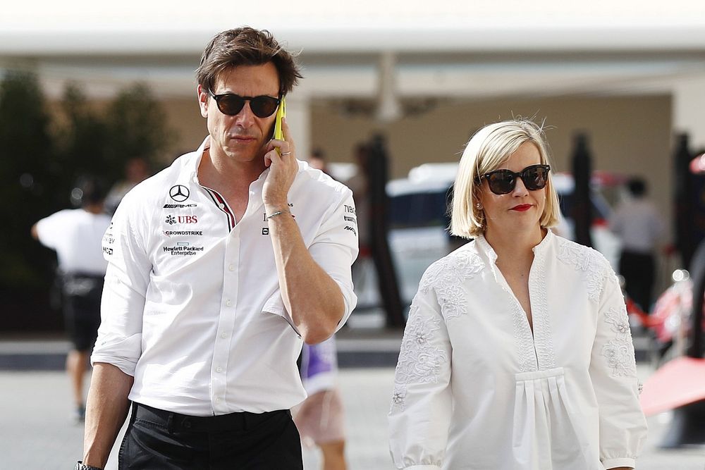 Toto Wolff, Team Principal and CEO, Mercedes AMG, arrives into the paddock with Susie Wolff