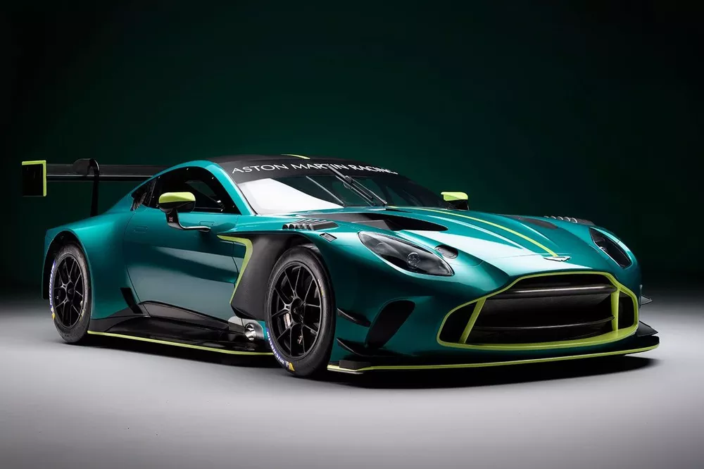 アストンマーティン、今年は全世界で30台近い新型ヴァンテージGT3を