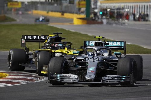 Ricciardo zadowolony z walki z Bottasem