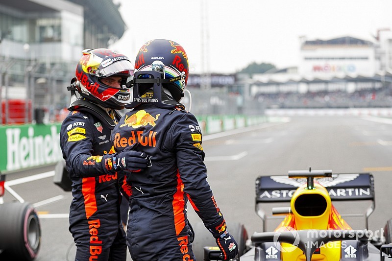 Horner wil dat Ricciardo en Verstappen ‘synchroon rijden’ bij start