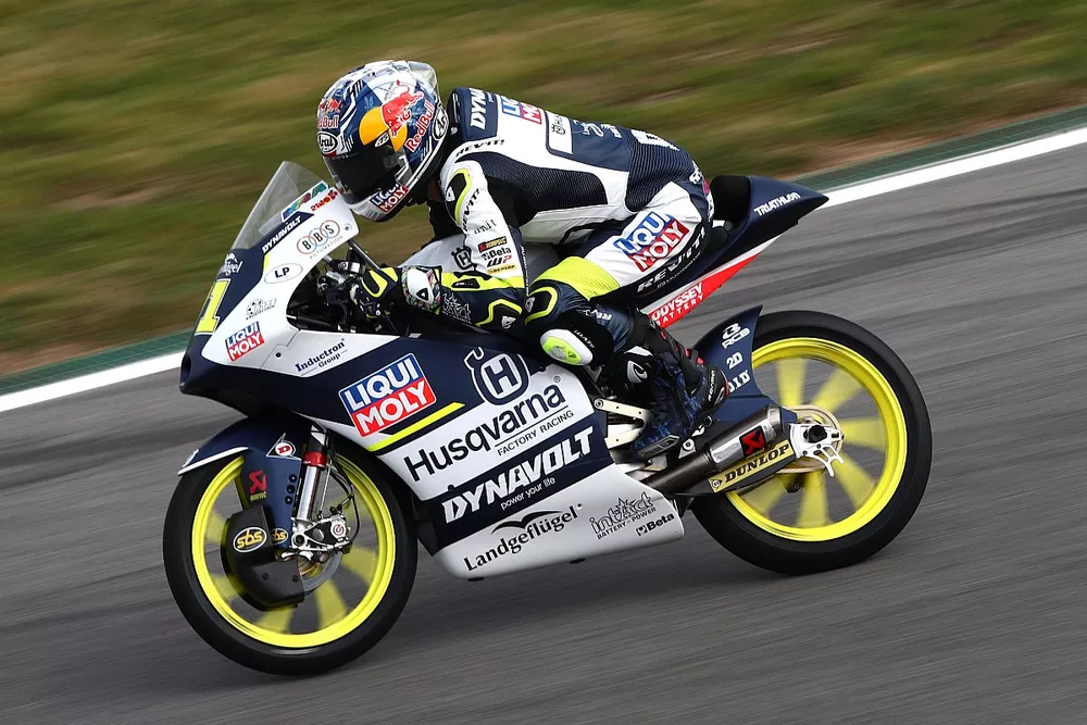 Ayumu Sasaki, Intact GP