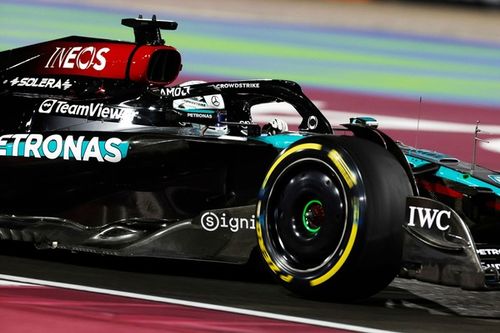 C&oacute;mo Russell "confundi&oacute;" a su motor por ir a fondo en una curva de Qatar