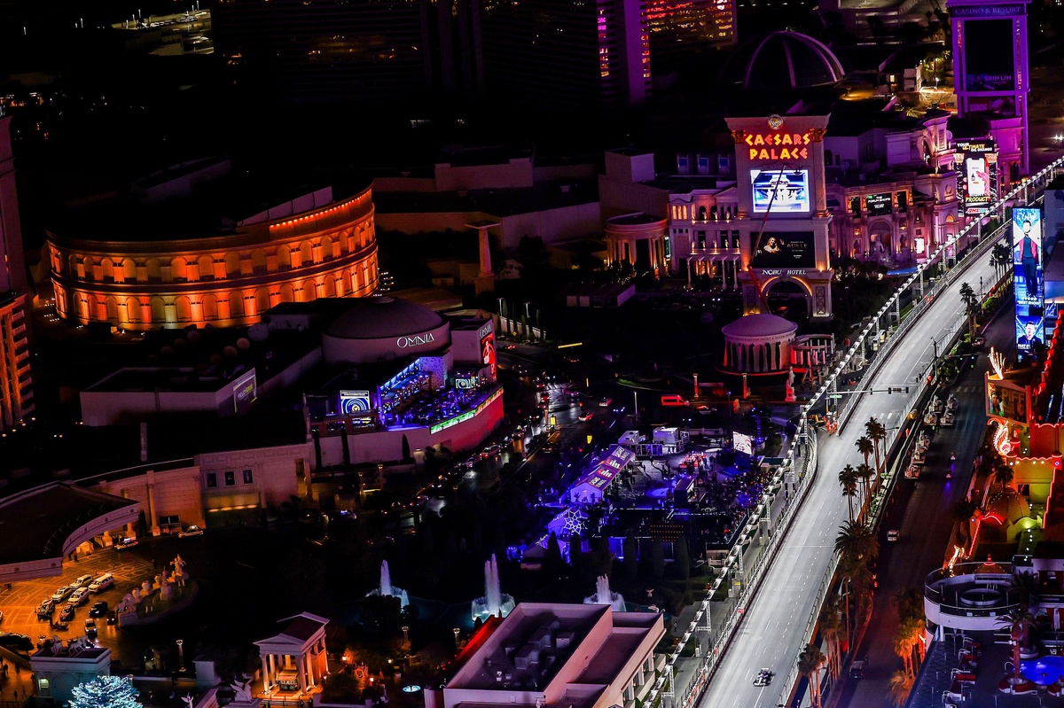 F1 na żywo: 1. Trening w Las Vegas | Na żywo | Motorsport.com