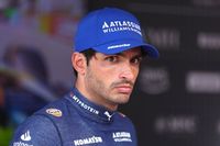 Sainz, sincero: "Me falta confianza con este coche en circuitos urbanos"