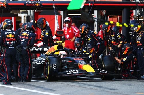 F1 deixa de lado pol&ecirc;mico projeto de dois pit stops obrigat&oacute;rios - por enquanto