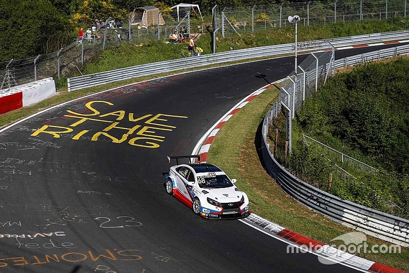 Yann Ehrlacher : La Nordschleife,