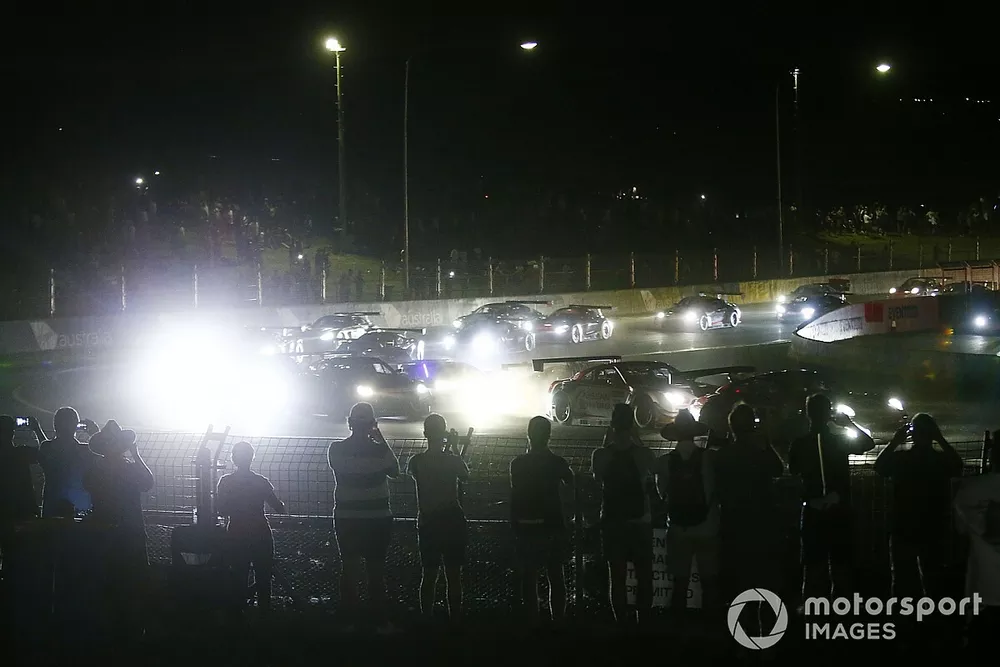 La partenza della 12 Ore di Bathurst