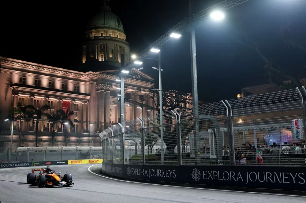 Max Verstappen Secures First Singapore Sprint Pole Amid Rain Threats