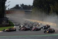 Brundle: "Max Verstappen verdiende straf voor afsnijden eerste bocht F1 Mexico"