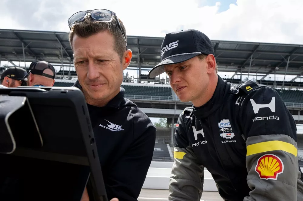 Rijderscoach Ryan Briscoe, Mick Schumacher, Rahal Letterman Lanigan Racing Honda