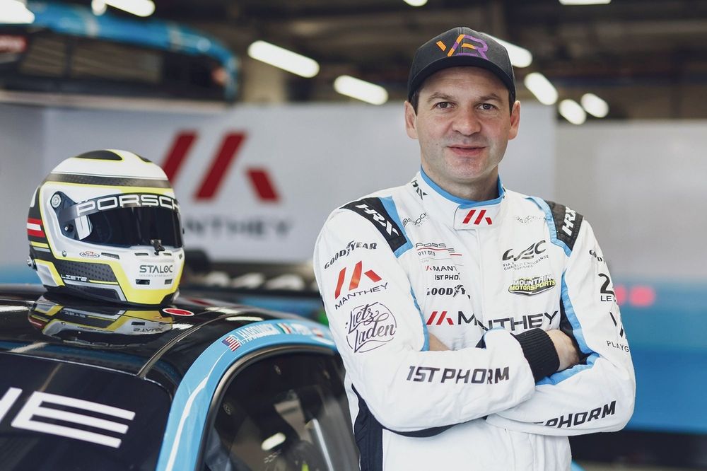 #92 Manthey 1st Phorm Porsche 911 GT3 R LMGT3: Richard Lietz