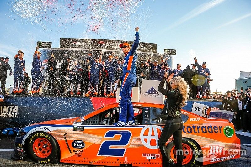 Winner Brad Keselowski, Team Penske, Ford Mustang