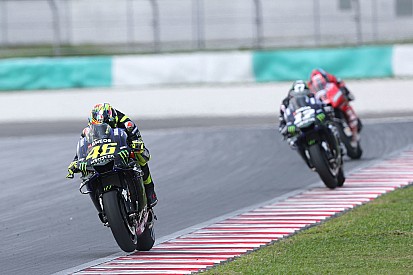 Rossi: “Me preocupa qué ocurriría si la carrera fuera mañana”