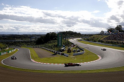 Videón Vettel kockázatos előzése Grosjean ellen Japánból