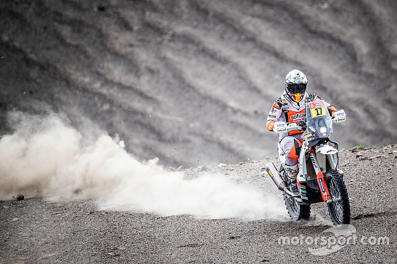Laia Sanz ya se gusta y se cuela en el top 20 del Dakar