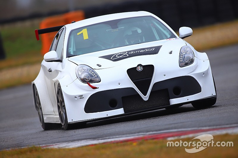 Una nuova Alfa Romeo all'assalto del WTCR: