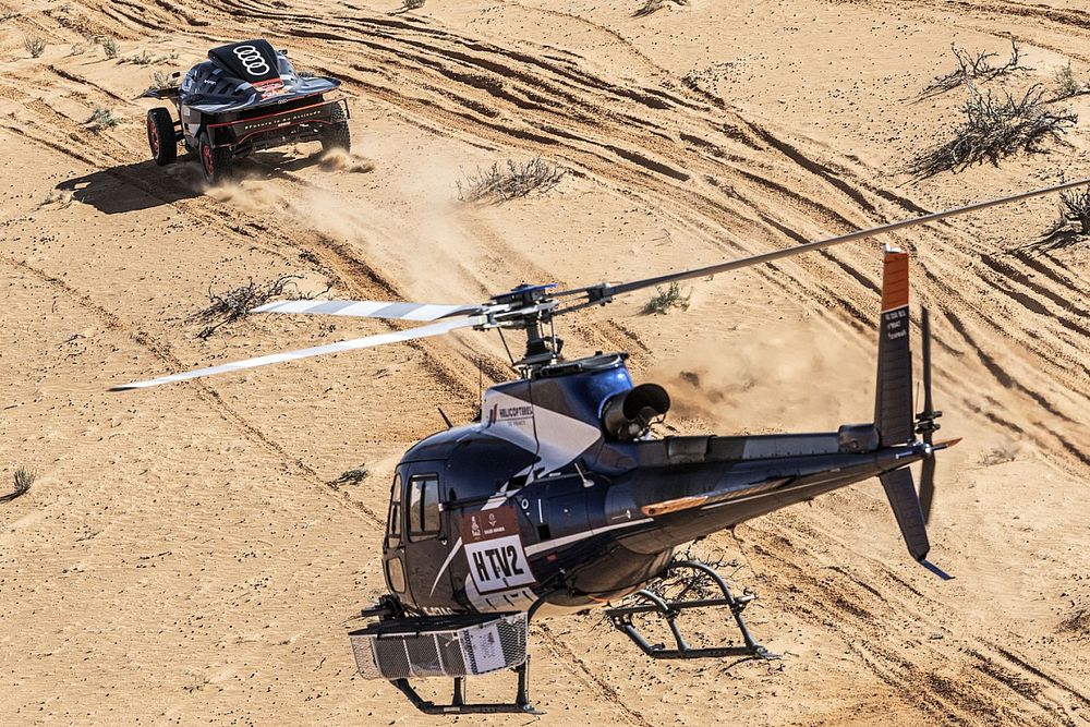 #204 Team Audi Sport Audi: Stephane Peterhansel, Edouard Boulanger