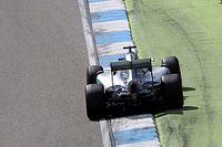 Ecclestone: "Modificar los límites de pista requiere un cambio de reglas"