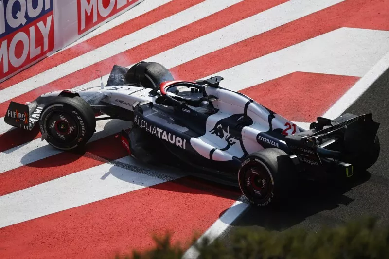 Franz Tost nach Crash von de Vries: "Hoffe, dass es besser wird"