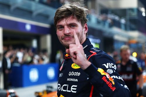 Verstappen sue&ntilde;a tras la pole de Abu Dhabi F1, con Norris y Piastri detr&aacute;s