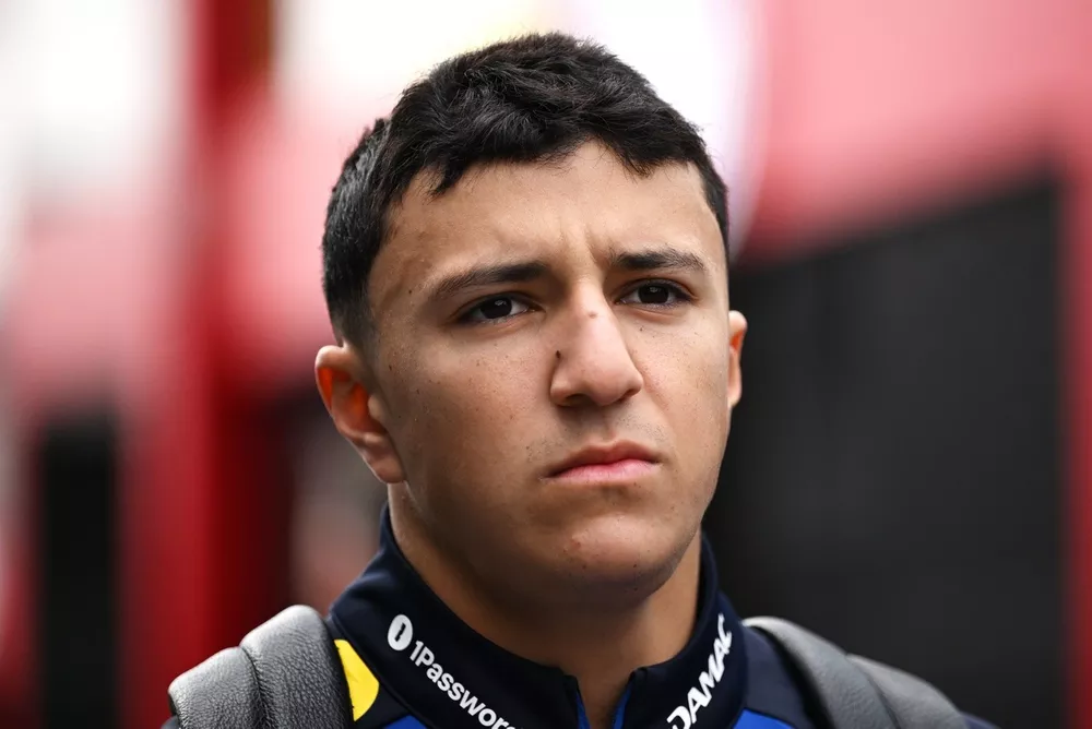 Isack Hadjar, Red Bull Racing