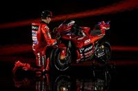 Todas las fotos de Marc M&aacute;rquez en la presentaci&oacute;n de Ducati para 2025