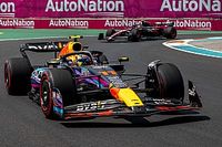 Pole de P&eacute;rez con Alonso 2&ordm; y Sainz 3&ordm;; Leclerc arruina a Verstappen