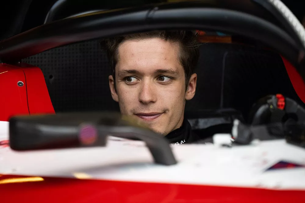 Sacha Fenestraz, Nissan Formula E Team