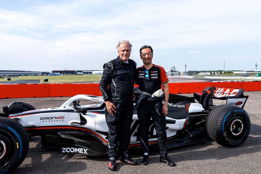  Gene Haas, Haas VF-23, oprichter Haas F1 Team, Ayao Komatsu, teambaas Haas F1 Team