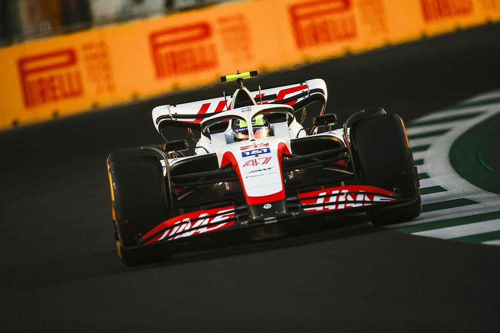 Mick Schumacher, Haas VF-22