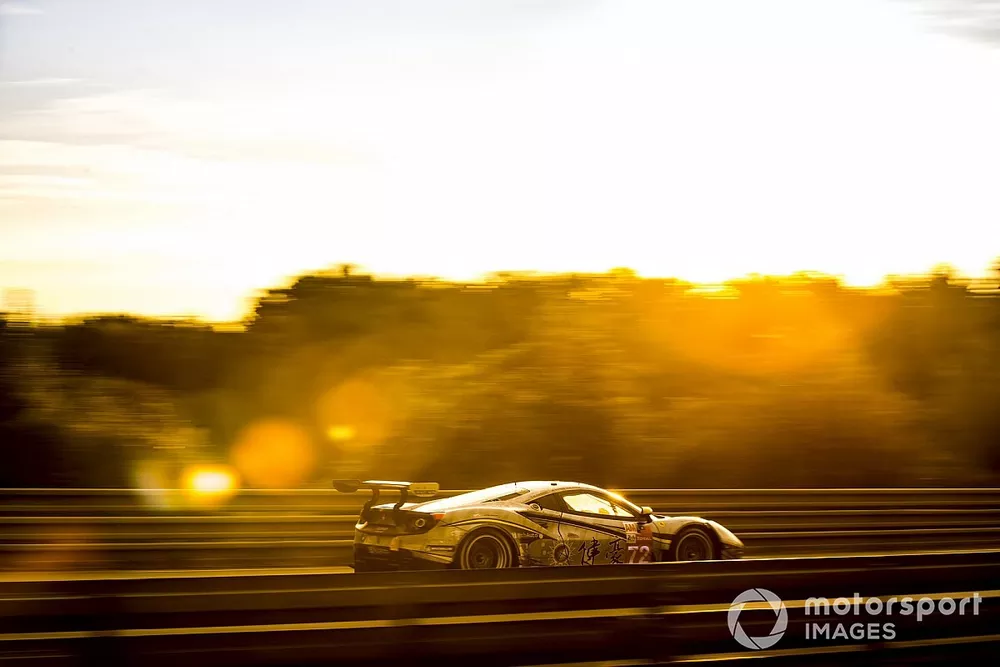 #72 Hub Auto Racing Ferrari 488 GTE Evo: Morris Chen, Tom Blomqvist, Marcos Gomes