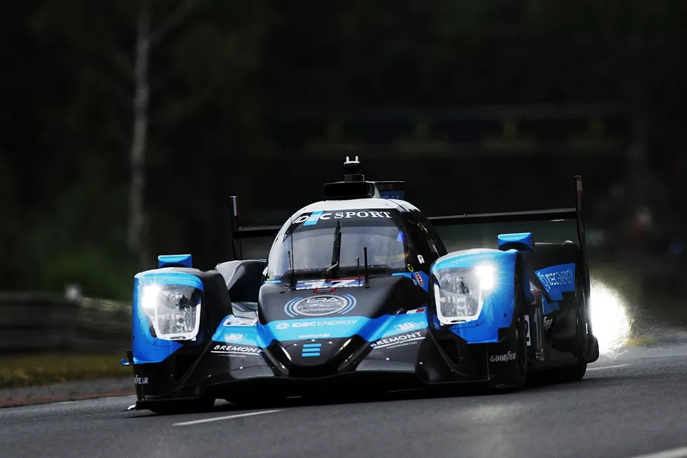 #17 IDEC Sport Oreca 07 - Gibson LMP2, Dwight Merriman, Kyle Tilley, Ryan Dalziel 