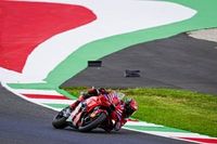 Bagnaia manda en el &uacute;ltimo libre del fin de semana por delante de M&aacute;rquez