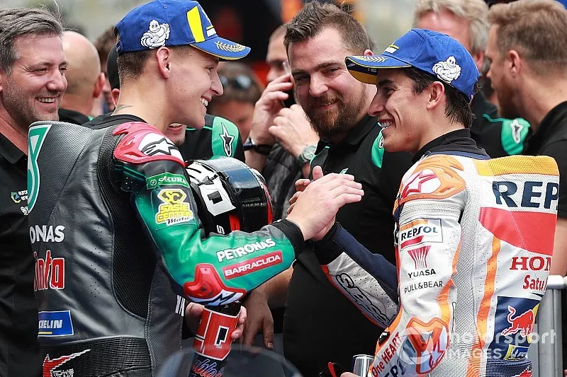 Le poleman Fabio Quartararo, Petronas Yamaha SRT, le troisi&egrave;me, Marc Marquez, Repsol Honda Team