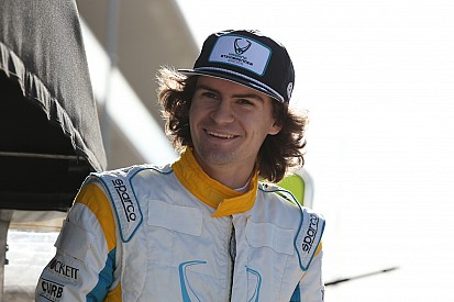 Herta stays top of IndyCar Spring Training with startling lap