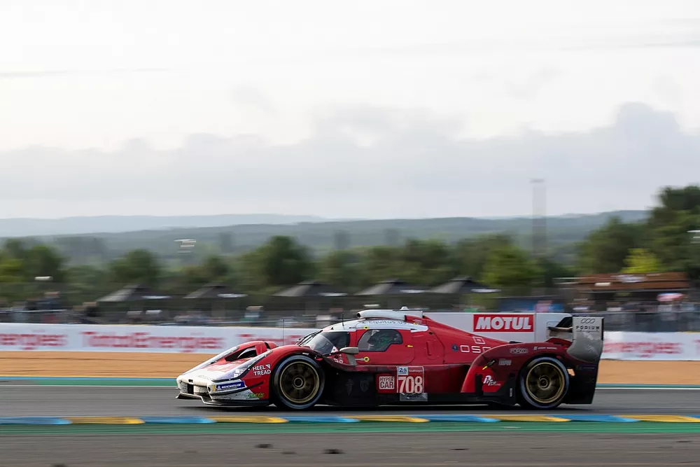 #708 Glickenhaus Racing Glickenhaus 007 LMH Hypercar, Luis Felipe Derani, Franck Mailleux, Olivier Pla