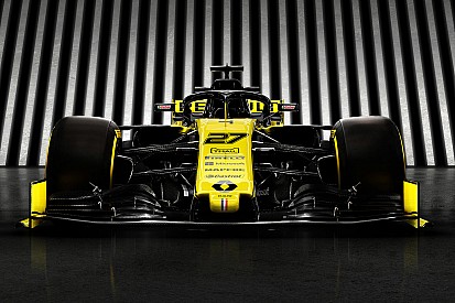 Renault ризикує запізнитися з підготовкою машини до початку тестів Ф1