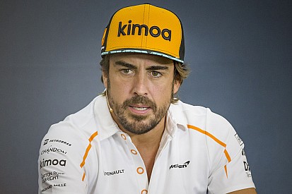 Alonso précise les offres de Red Bull et attend des excuses