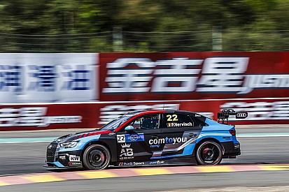 WTCR: fedélzeti kamerán a rajtot követő kakaskodás és Michelisz lelassuló autója