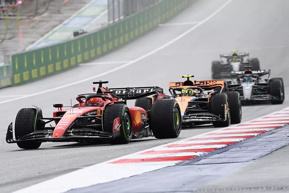 Charles Leclerc, Ferrari SF-23, Lando Norris, McLaren MCL60, George Russell, Mercedes F1 W14