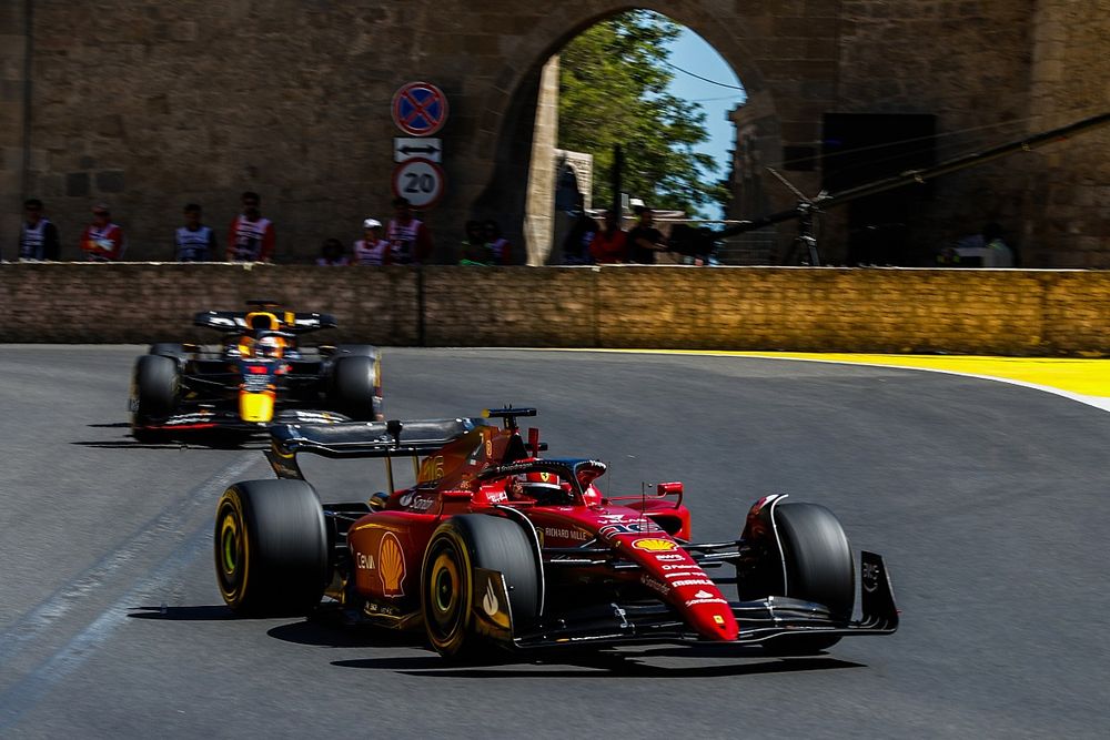 Charles Leclerc, Ferrari F1-75, Max Verstappen, Red Bull Racing RB18