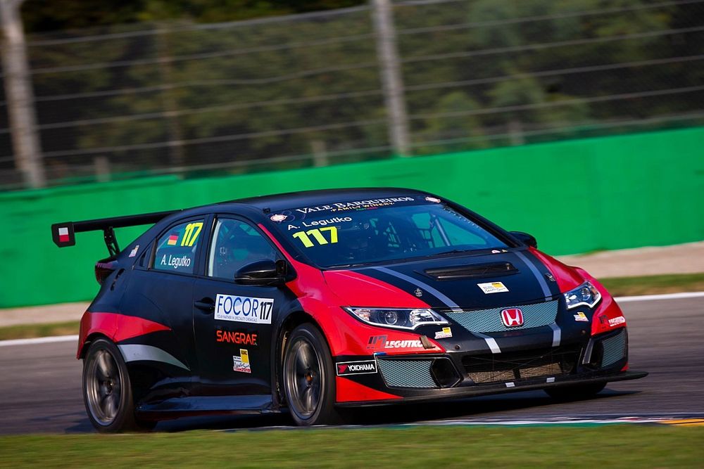 Albert Legutko, Honda Civic TCR